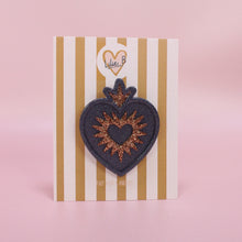 Charger l'image dans la galerie, Broche Cœur ex-voto