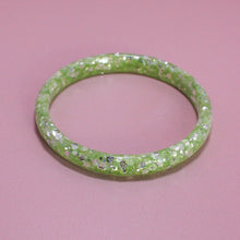 Charger l'image dans la galerie, Bracelet Élé Paillettes vert clair