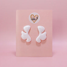 Charger l'image dans la galerie, Boucles d’oreilles Alba blanc nacre