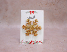 Charger l&#39;image dans la galerie, Pin’s Flocon de neige paillettes or