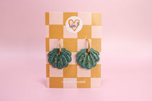 Charger l'image dans la galerie, Pampilles coquillages vert &amp; paillettes