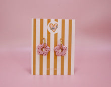 Charger l'image dans la galerie, Pampilles fleurs Rose pastel à pois rouge