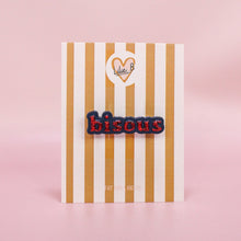 Charger l'image dans la galerie, Broche Bisous bleu &amp; rouge