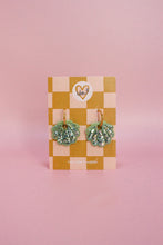 Charger l'image dans la galerie, Pampilles coquillages vert doux &amp; paillettes