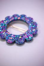 Charger l&#39;image dans la galerie, Barrette Fleur paillettes bleues et roses