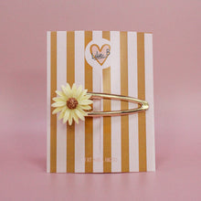 Charger l'image dans la galerie, Poppie Clip fleur jaune pastel