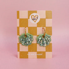 Charger l'image dans la galerie, Pampilles coquillages vert doux &amp; paillettes