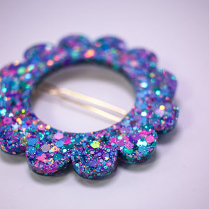 Barrette Fleur paillettes bleues et roses