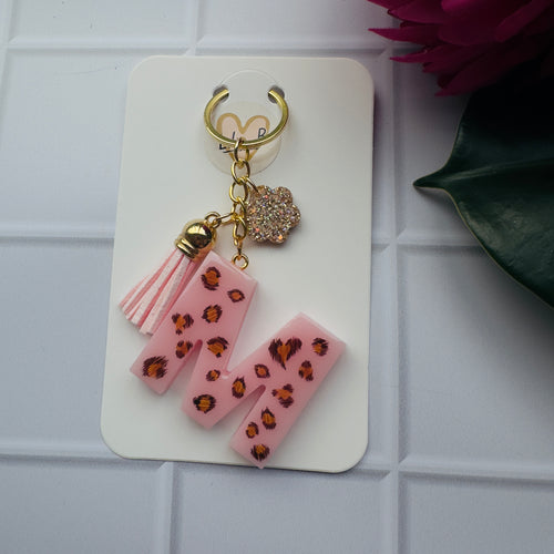 Porte clefs lettre M