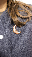 Charger l'image dans la galerie, Pin’s Lune